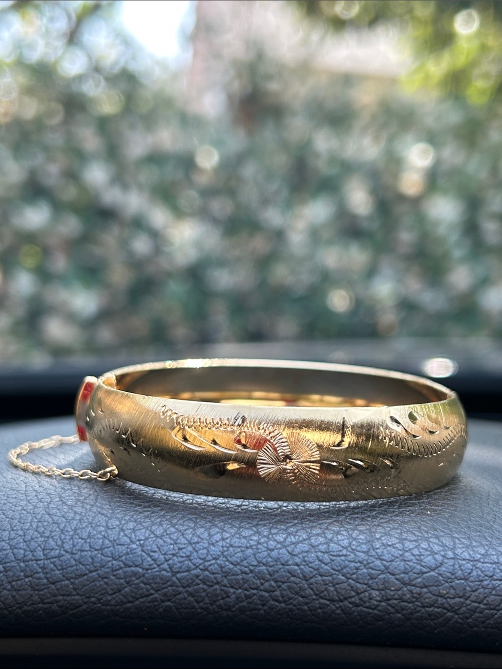 14K Gold Plated Floral Engraved Hinged Bangle Bracelet 7 1/4”
